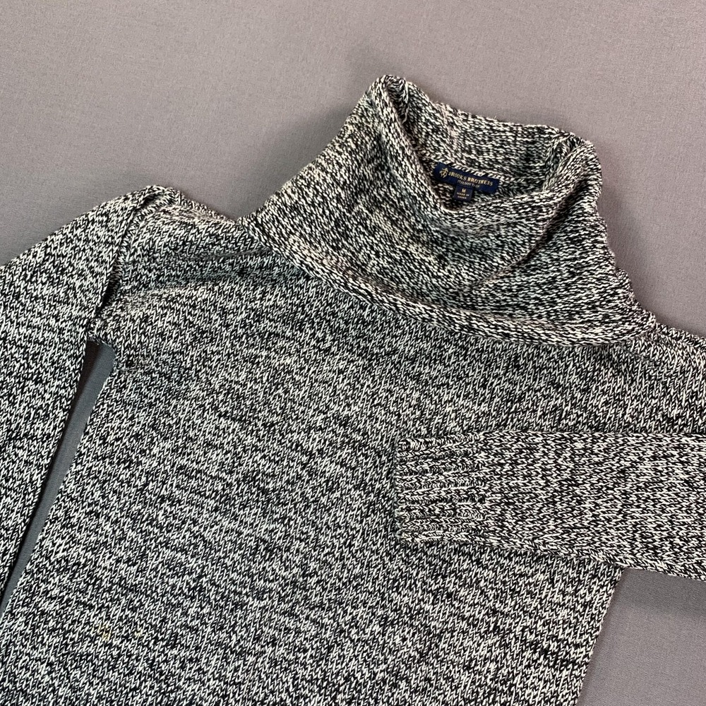 Brooks Brothers Sweater Womens Medium Gray Italian Merino Wool Turtleneck Knit‎